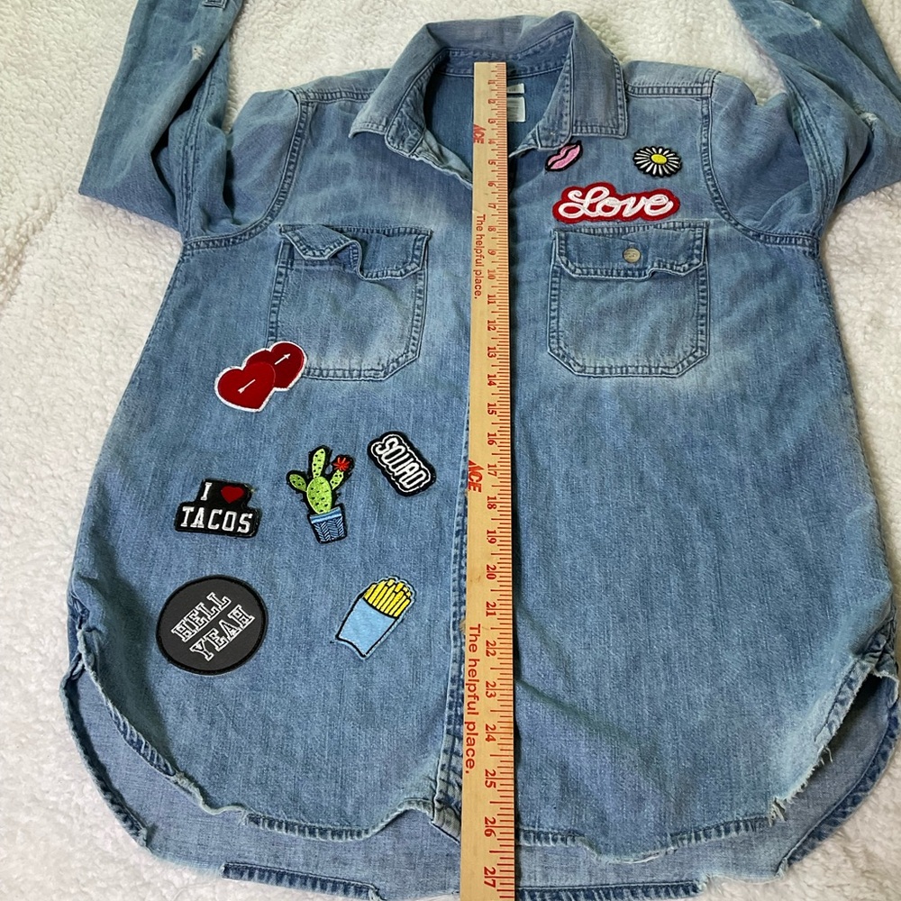 American Eagle Patch Oversized Fit Chambray Butto… - image 5